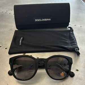 Dolce & Gabbana black sunglasses with soft and hard case. NWOT. Style 4274